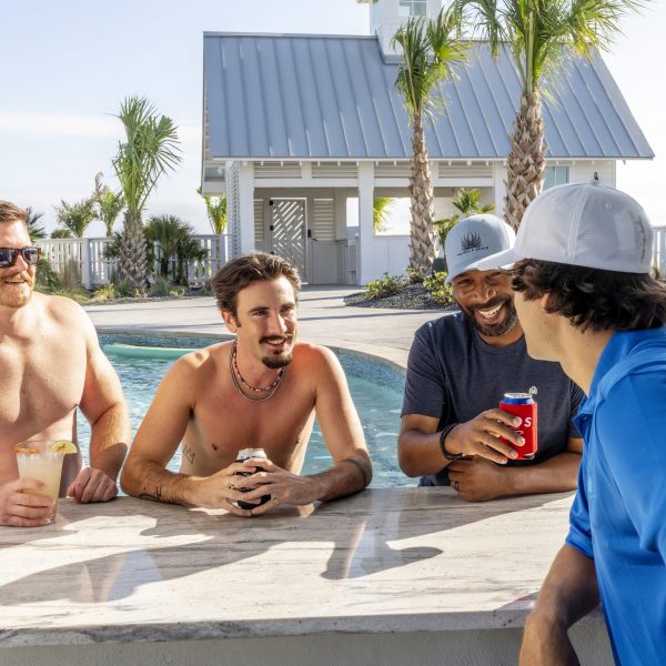 is20221104_Palmilla_Beach_7661 Friends Enjoying Drinks at the Oasis Pool Reveal Party